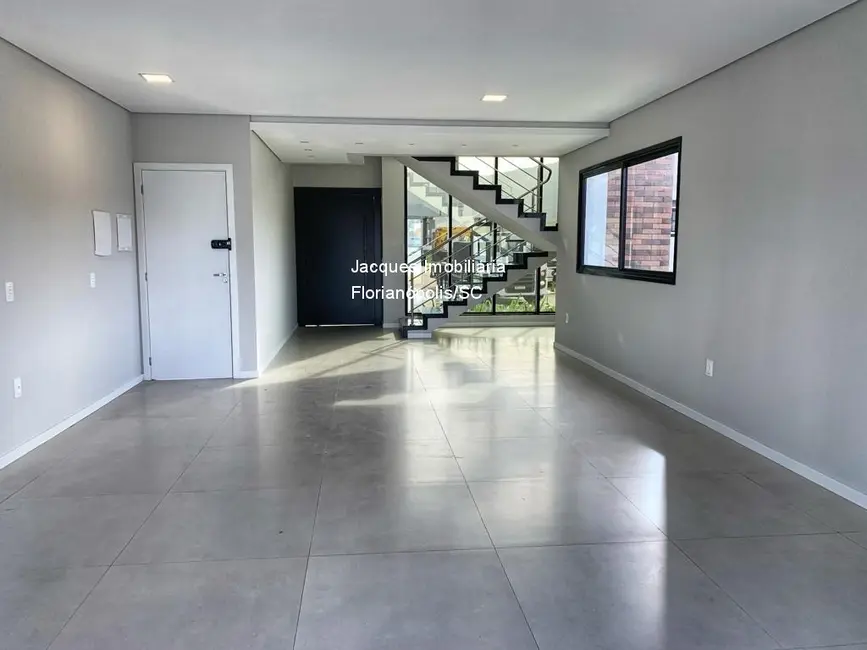 Foto 6 de Casa de Condomínio com 3 quartos à venda, 290m2 em São João do Rio Vermelho, Florianopolis - SC
