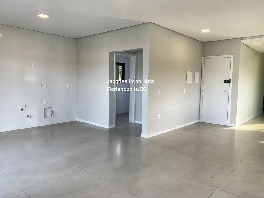 Foto 4 de Casa de Condomínio com 3 quartos à venda, 290m2 em São João do Rio Vermelho, Florianopolis - SC