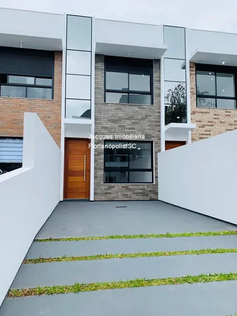 Foto 1 de Casa de Condomínio com 2 quartos à venda, 110m2 em Cachoeira do Bom Jesus, Florianopolis - SC