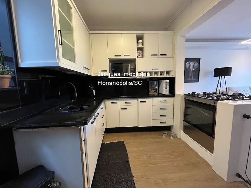 Apartamento com 3 quartos à venda, 90m2 em Coqueiros, Florianopolis - SC - imagem 9 Foto 9 de Apartamento com 3 quartos à venda, 90m2 em Coqueiros, Florianopolis - SC