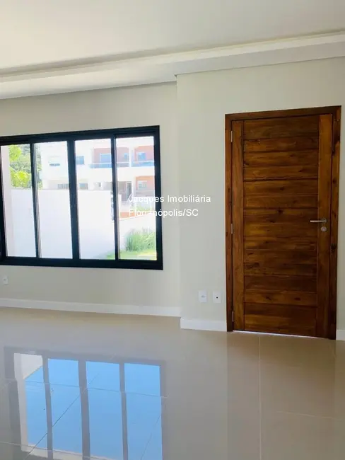 Foto 4 de Casa de Condomínio com 3 quartos à venda, 225m2 em Cachoeira do Bom Jesus, Florianopolis - SC