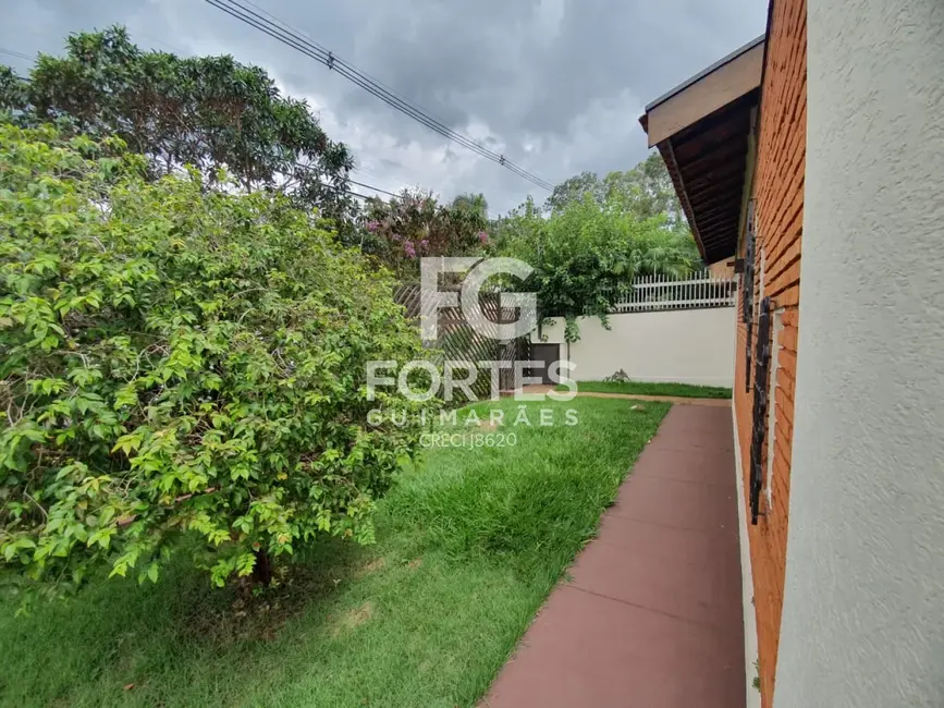 Foto 1 de Casa com 4 quartos para alugar, 218m2 em Ribeirao Preto - SP
