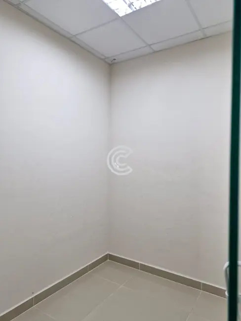 Armazém / Galpão à venda e para alugar, 365m2 em Vila Pompéia, Campinas - SP - imagem 9 Foto 9 de Armazém / Galpão à venda e para alugar, 365m2 em Vila Pompéia, Campinas - SP