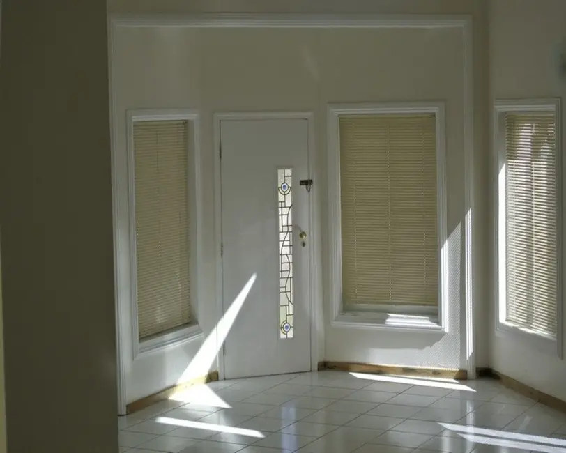 Casa de Condomínio com 3 quartos para alugar, 450m2 em Loteamento Alphaville Campinas, Campinas - SP - imagem 6 Foto 6 de Casa de Condomínio com 3 quartos para alugar, 450m2 em Loteamento Alphaville Campinas, Campinas - SP