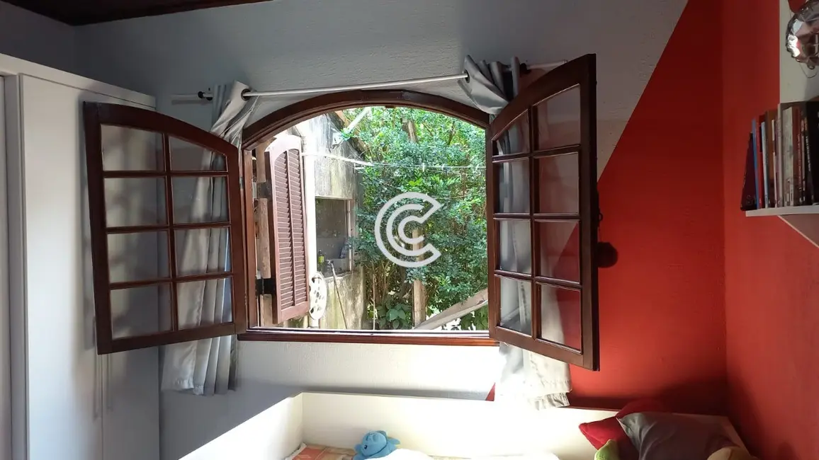 Chácara com 5 quartos à venda, 260m2 em Valinhos - SP - imagem 9 Foto 9 de Chácara com 5 quartos à venda, 260m2 em Valinhos - SP