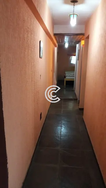 Chácara com 5 quartos à venda, 260m2 em Valinhos - SP - imagem 5 Foto 5 de Chácara com 5 quartos à venda, 260m2 em Valinhos - SP