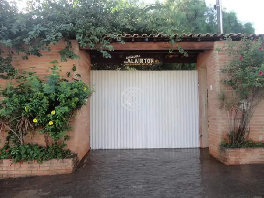 Foto 1 de Chácara com 1 quarto à venda, 220m2 em Louveira - SP