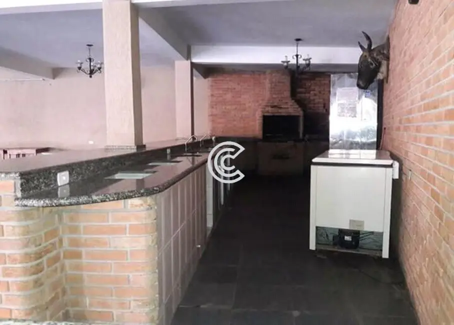 Chácara com 1 quarto à venda, 220m2 em Louveira - SP - imagem 5 Foto 5 de Chácara com 1 quarto à venda, 220m2 em Louveira - SP