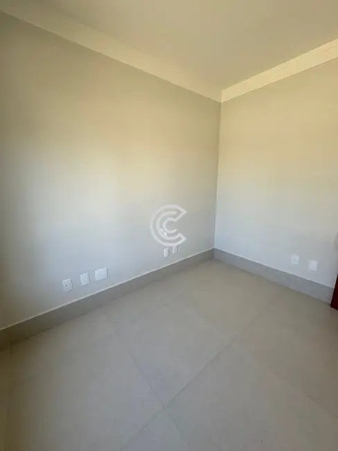 Foto 8 de Casa de Condomínio com 3 quartos à venda, 200m2 em Valinhos - SP