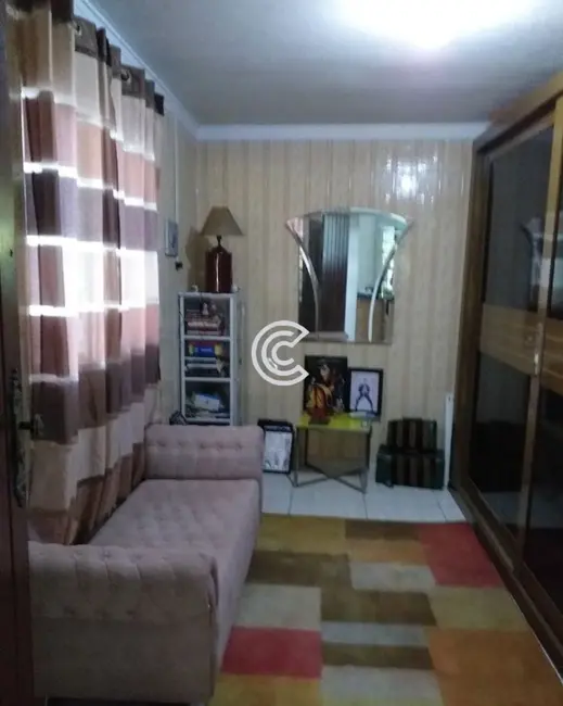 Casa com 4 quartos à venda, 258m2 em Vila São José, Valinhos - SP - imagem 4 Foto 4 de Casa com 4 quartos à venda, 258m2 em Vila São José, Valinhos - SP