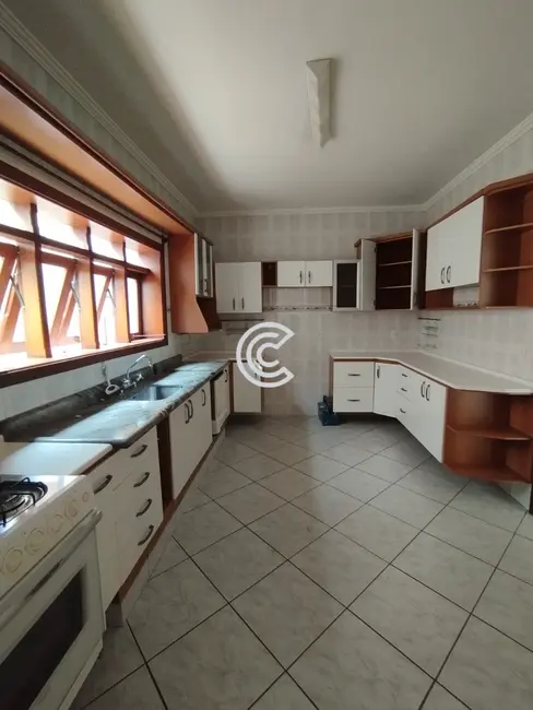 Casa de Condomínio com 4 quartos à venda, 270m2 em Valinhos - SP - imagem 9 Foto 9 de Casa de Condomínio com 4 quartos à venda, 270m2 em Valinhos - SP