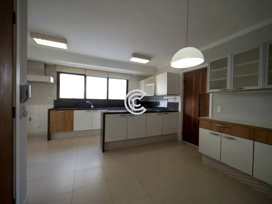 Foto 2 de Apartamento com 4 quartos à venda, 226m2 em Cambuí, Campinas - SP