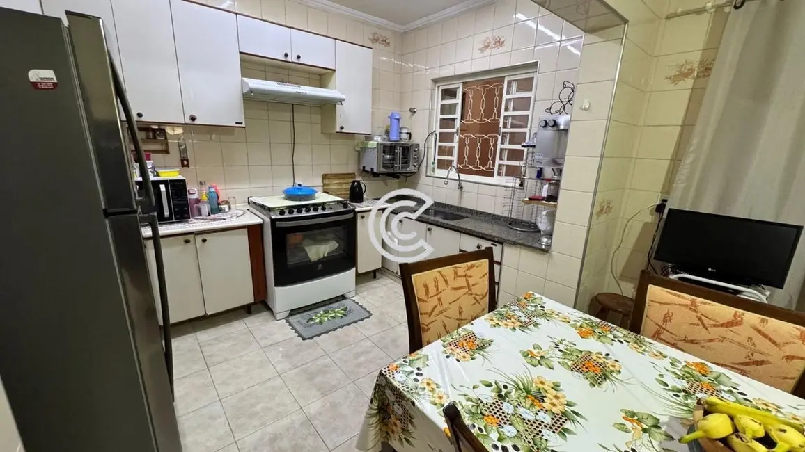 Casa com 5 quartos à venda, 260m2 em Jardim Santana, Campinas - SP - imagem 5 Foto 5 de Casa com 5 quartos à venda, 260m2 em Jardim Santana, Campinas - SP