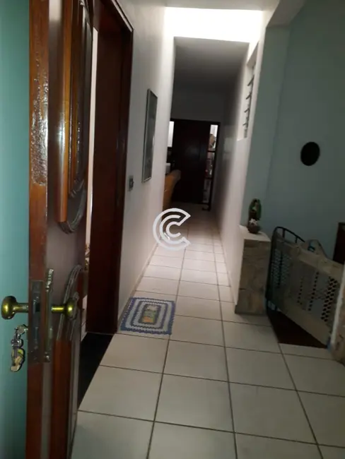 Chácara com 3 quartos à venda, 330m2 em Louveira - SP - imagem 9 Foto 9 de Chácara com 3 quartos à venda, 330m2 em Louveira - SP