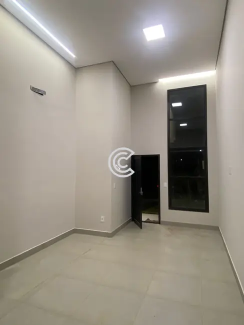 Foto 2 de Casa de Condomínio com 3 quartos à venda, 120m2 em Paulinia - SP