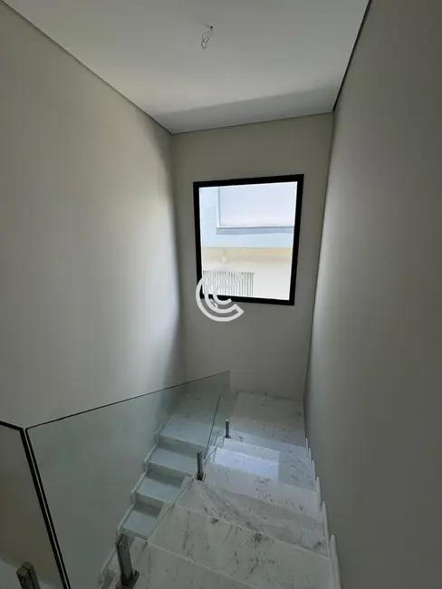 Foto 8 de Casa com 3 quartos à venda, 450m2 em Louveira - SP