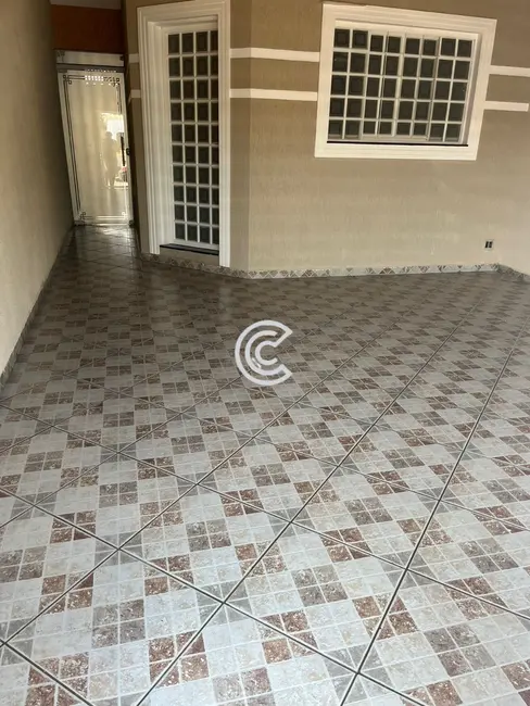 Casa com 2 quartos à venda, 80m2 em Jardim Interlagos, Hortolandia - SP - imagem 4 Foto 4 de Casa com 2 quartos à venda, 80m2 em Jardim Interlagos, Hortolandia - SP