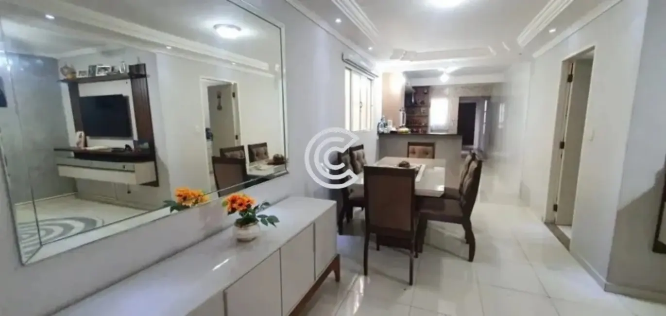 Casa com 2 quartos à venda, 140m2 em Jardim Shangai, Campinas - SP - imagem 2 Foto 2 de Casa com 2 quartos à venda, 140m2 em Jardim Shangai, Campinas - SP