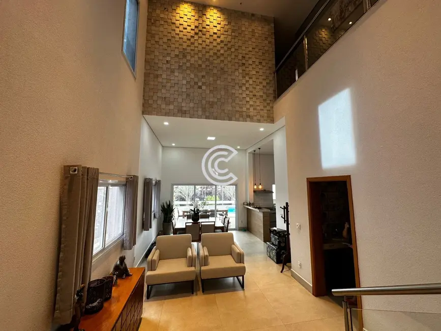 Foto 2 de Casa de Condomínio com 3 quartos à venda, 260m2 em Swiss Park, Campinas - SP