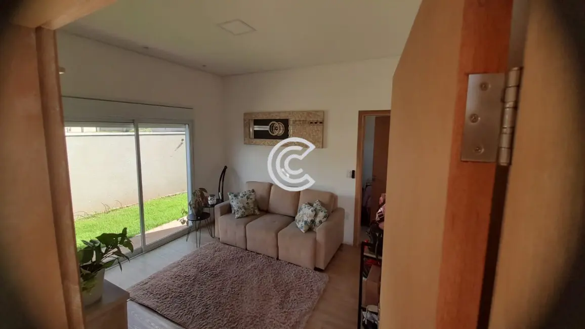 Casa de Condomínio com 3 quartos à venda, 195m2 em Vila Monte Alegre, Paulinia - SP - imagem 5 Foto 5 de Casa de Condomínio com 3 quartos à venda, 195m2 em Vila Monte Alegre, Paulinia - SP