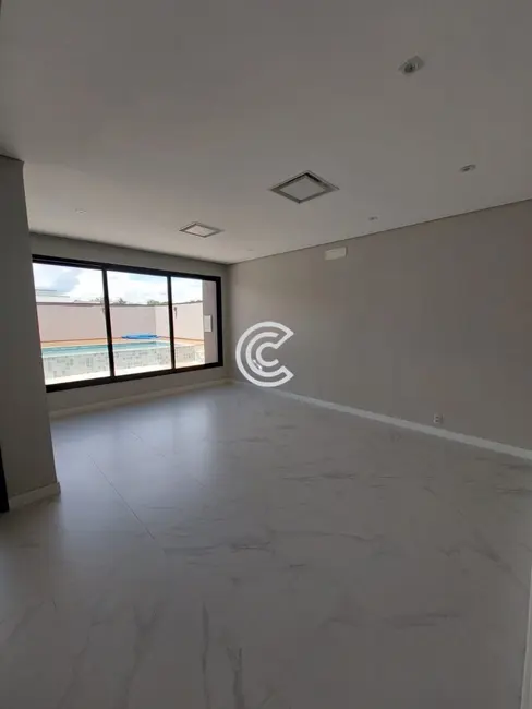 Casa de Condomínio com 5 quartos à venda, 354m2 em Chácaras Alpina, Valinhos - SP - imagem 7 Foto 7 de Casa de Condomínio com 5 quartos à venda, 354m2 em Chácaras Alpina, Valinhos - SP