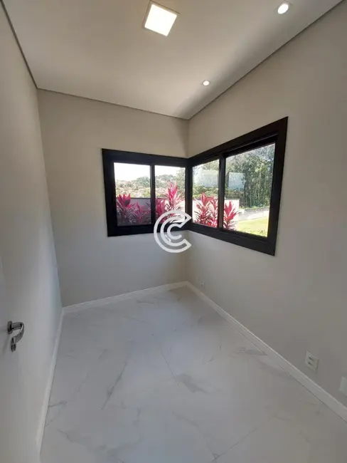 Foto 2 de Casa de Condomínio com 5 quartos à venda, 354m2 em Chácaras Alpina, Valinhos - SP