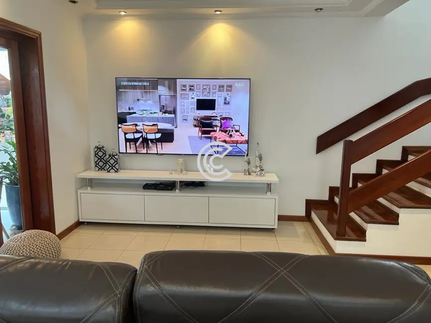 Casa de Condomínio com 4 quartos à venda, 251m2 em Capuava, Valinhos - SP - imagem 6 Foto 6 de Casa de Condomínio com 4 quartos à venda, 251m2 em Capuava, Valinhos - SP