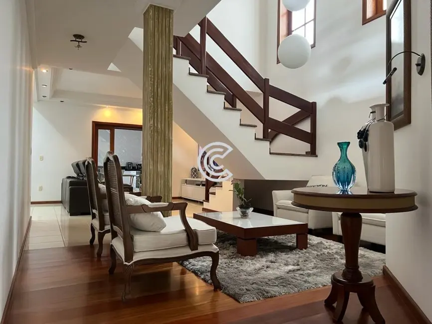 Casa de Condomínio com 4 quartos à venda, 251m2 em Capuava, Valinhos - SP - imagem 8 Foto 8 de Casa de Condomínio com 4 quartos à venda, 251m2 em Capuava, Valinhos - SP