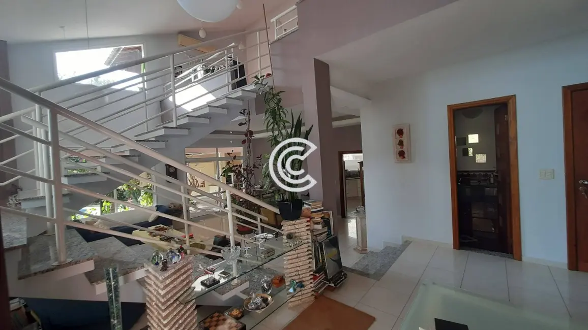 Foto 2 de Casa com 4 quartos à venda, 417m2 em Bosque, Vinhedo - SP