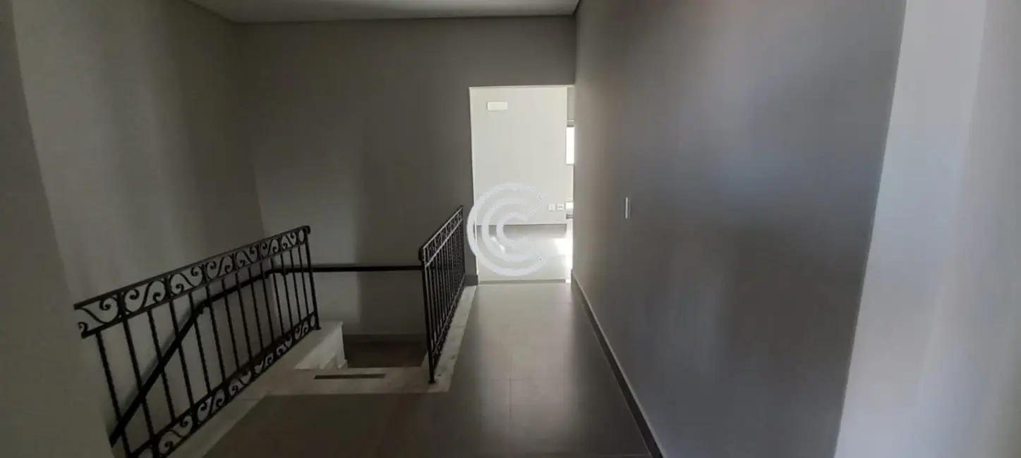 Sala Comercial para alugar, 250m2 em Centro, Valinhos - SP - imagem 4 Foto 4 de Sala Comercial para alugar, 250m2 em Centro, Valinhos - SP