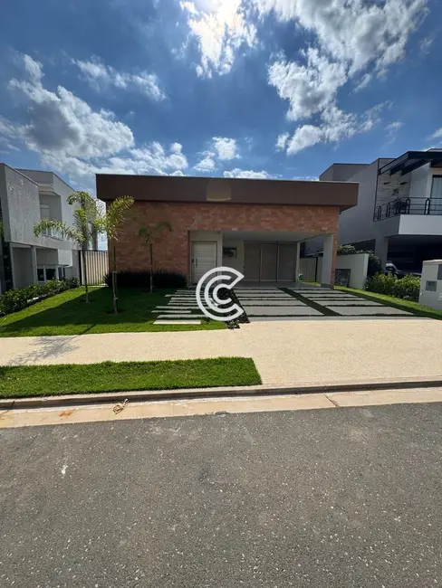 Foto 1 de Casa com 3 quartos à venda, 237m2 em Campinas - SP