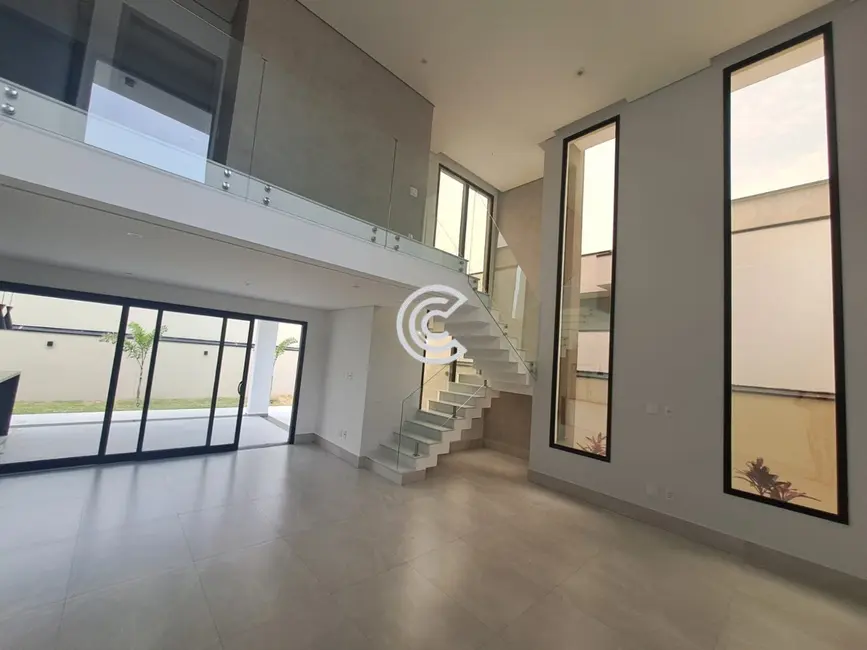 Foto 3 de Casa de Condomínio com 3 quartos à venda, 241m2 em Valinhos - SP