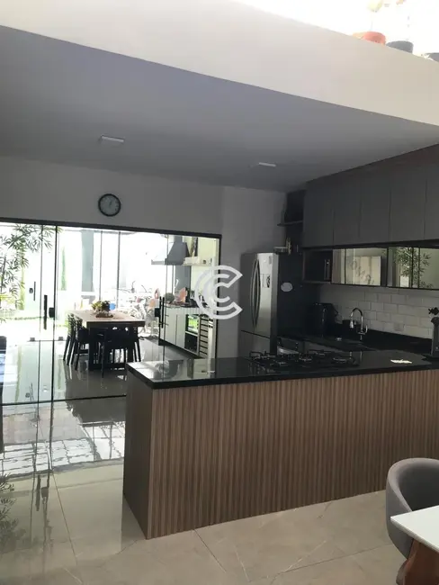 Foto 8 de Casa com 3 quartos à venda, 136m2 em Marambaia, Vinhedo - SP