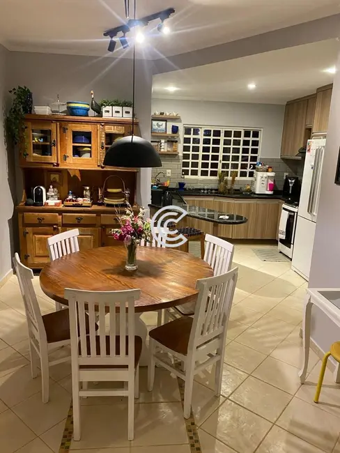 Foto 4 de Casa de Condomínio com 3 quartos à venda, 280m2 em Loteamento Caminhos de São Conrado (Sousas), Campinas - SP