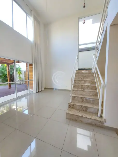 Casa de Condomínio com 2 quartos à venda, 220m2 em Loteamento Residencial Santa Gertrudes, Valinhos - SP - imagem 6 Foto 6 de Casa de Condomínio com 2 quartos à venda, 220m2 em Loteamento Residencial Santa Gertrudes, Valinhos - SP