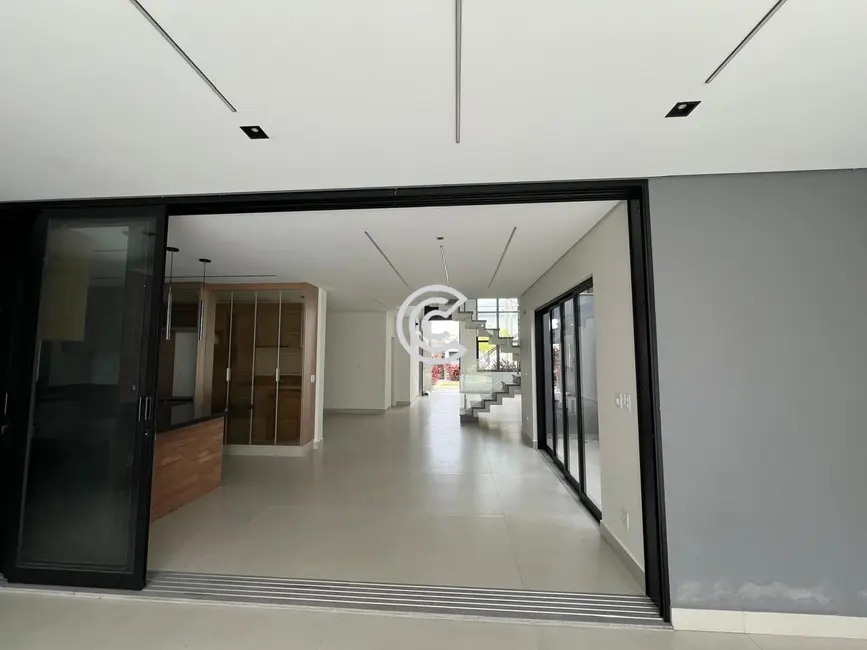 Foto 4 de Casa de Condomínio com 4 quartos à venda, 300m2 em Swiss Park, Campinas - SP