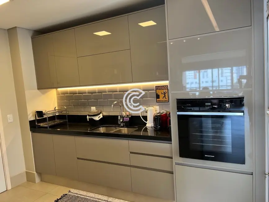 Apartamento com 3 quartos à venda, 124m2 em Cambuí, Campinas - SP - imagem 6 Foto 6 de Apartamento com 3 quartos à venda, 124m2 em Cambuí, Campinas - SP