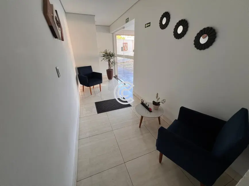 Foto 2 de Apartamento com 2 quartos à venda, 53m2 em Ortizes, Valinhos - SP