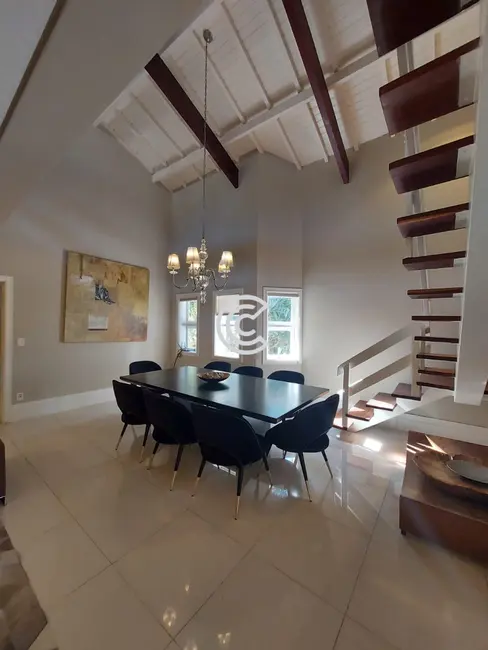 Casa de Condomínio com 4 quartos para alugar, 600m2 em Vista Alegre, Vinhedo - SP - imagem 4 Foto 4 de Casa de Condomínio com 4 quartos para alugar, 600m2 em Vista Alegre, Vinhedo - SP