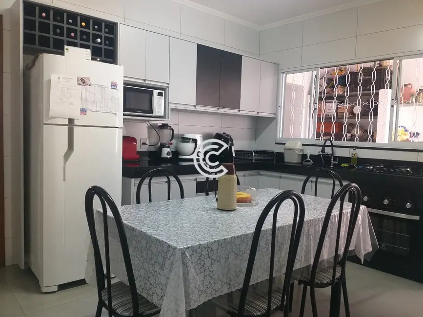 Foto 6 de Casa com 2 quartos à venda, 134m2 em Santa Claudina, Vinhedo - SP