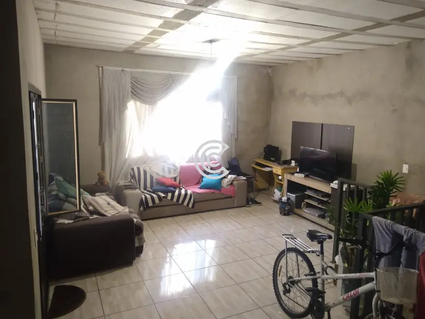 Casa com 4 quartos à venda, 200m2 em Parque Jambeiro, Campinas - SP - imagem 2 Foto 2 de Casa com 4 quartos à venda, 200m2 em Parque Jambeiro, Campinas - SP