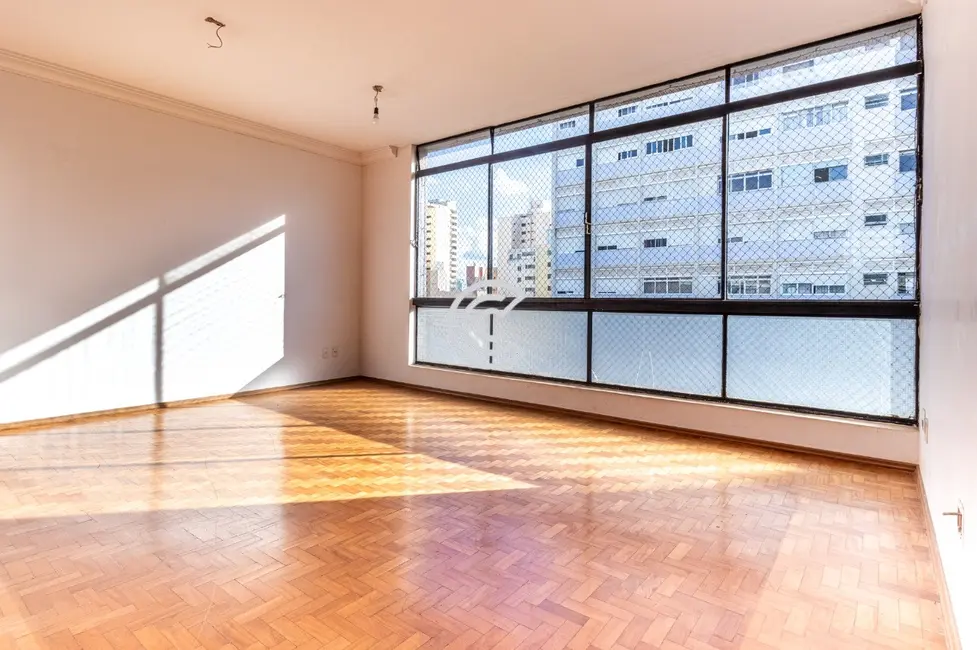 Foto 2 de Apartamento com 3 quartos à venda, 127m2 em Cambuí, Campinas - SP
