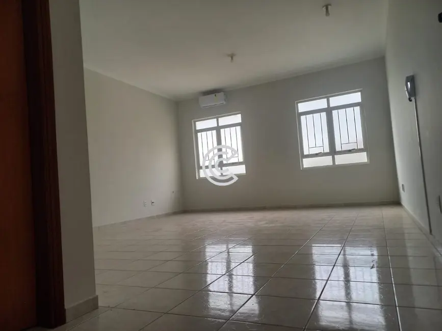 Foto 2 de Sala Comercial para alugar, 40m2 em Vila Negrello, Valinhos - SP