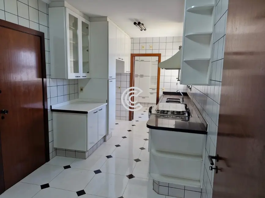 Apartamento com 4 quartos à venda, 156m2 em Cambuí, Campinas - SP - imagem 5 Foto 5 de Apartamento com 4 quartos à venda, 156m2 em Cambuí, Campinas - SP