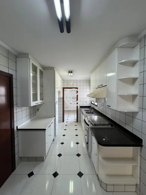 Apartamento com 4 quartos à venda, 156m2 em Cambuí, Campinas - SP - imagem 6 Foto 6 de Apartamento com 4 quartos à venda, 156m2 em Cambuí, Campinas - SP