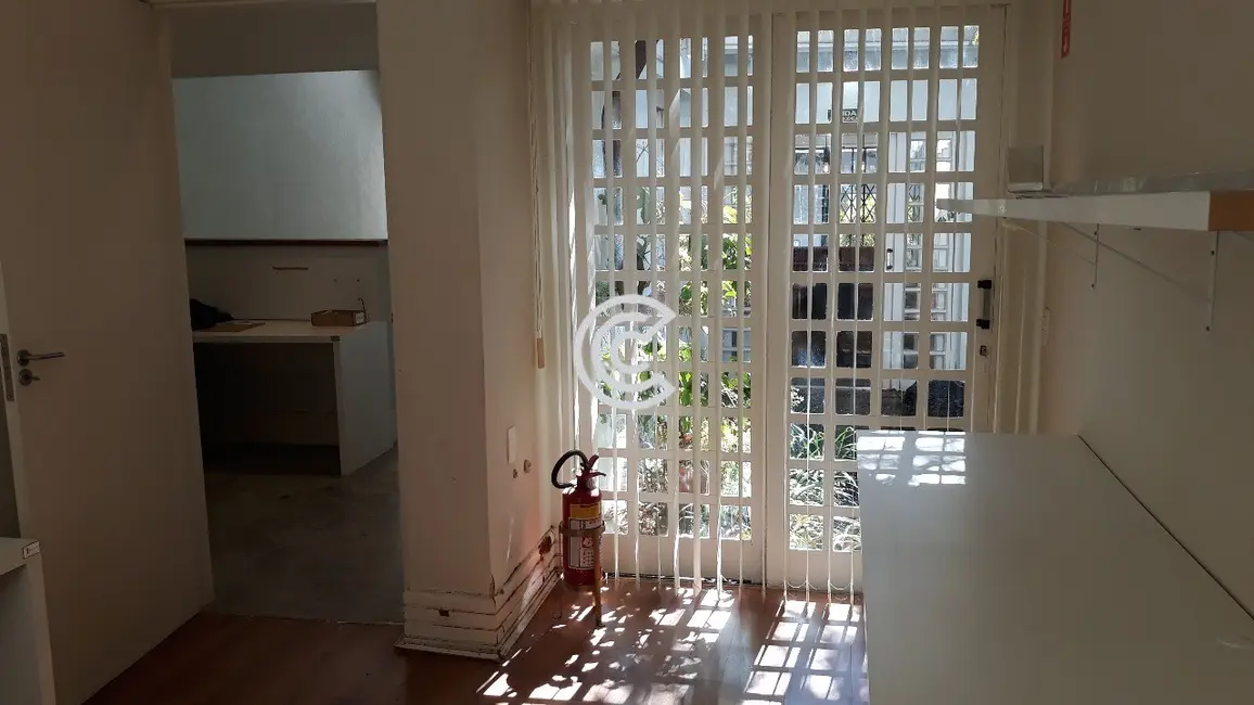 Sala Comercial à venda e para alugar, 266m2 em Cambuí, Campinas - SP - imagem 4 Foto 4 de Sala Comercial à venda e para alugar, 266m2 em Cambuí, Campinas - SP