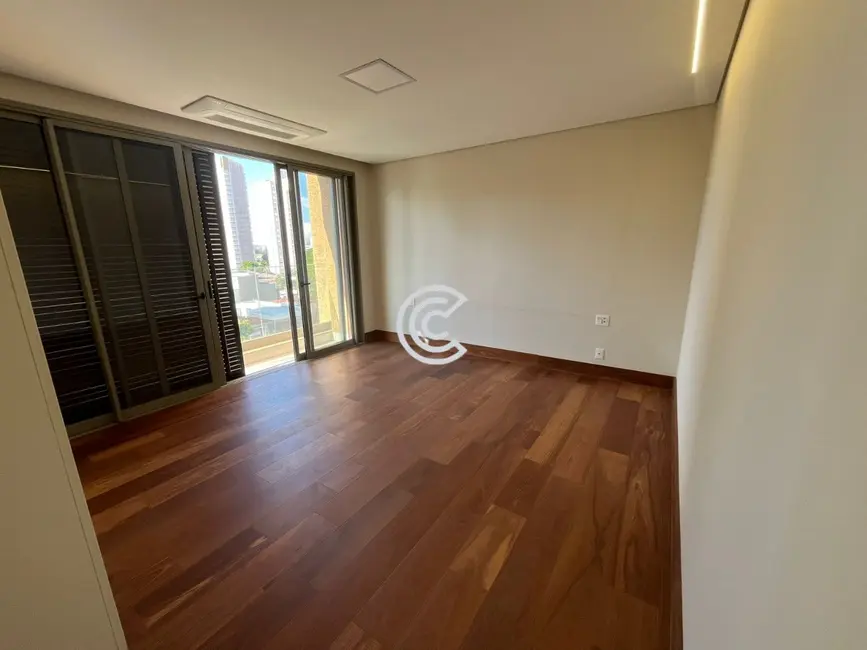 Apartamento com 3 quartos à venda, 257m2 em Cambuí, Campinas - SP - imagem 8 Foto 8 de Apartamento com 3 quartos à venda, 257m2 em Cambuí, Campinas - SP