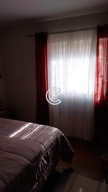 Foto 9 de Casa com 4 quartos à venda, 250m2 em Parque São Quirino, Campinas - SP