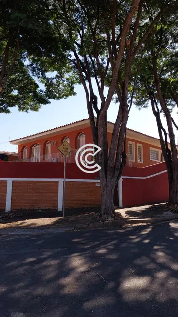 Foto 1 de Casa com 4 quartos à venda, 250m2 em Parque São Quirino, Campinas - SP