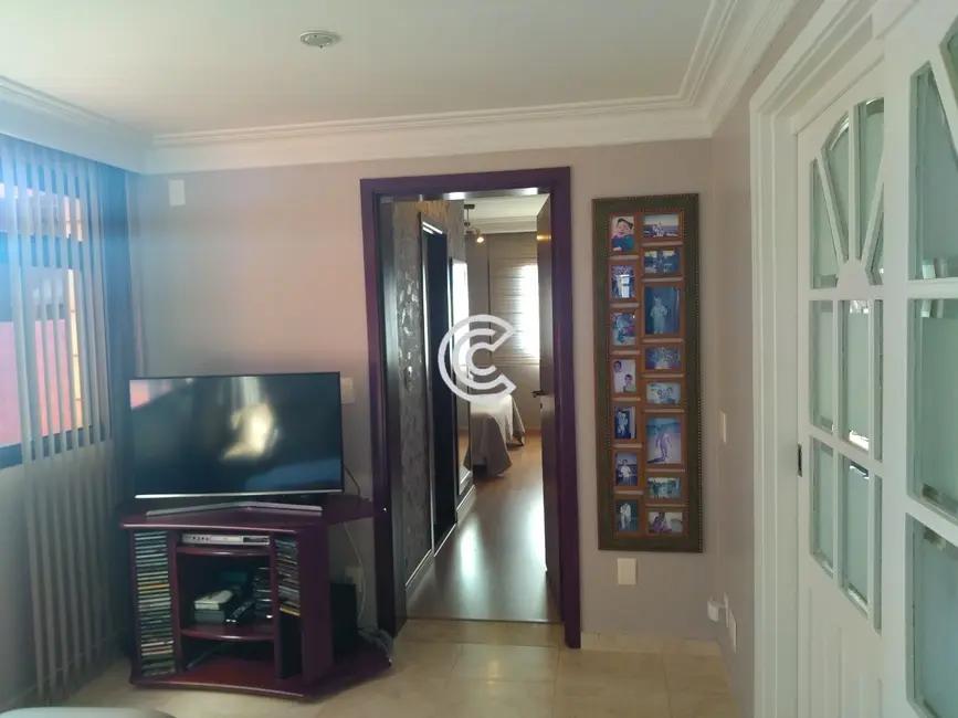 Apartamento com 3 quartos à venda, 145m2 em Cambuí, Campinas - SP - imagem 7 Foto 7 de Apartamento com 3 quartos à venda, 145m2 em Cambuí, Campinas - SP